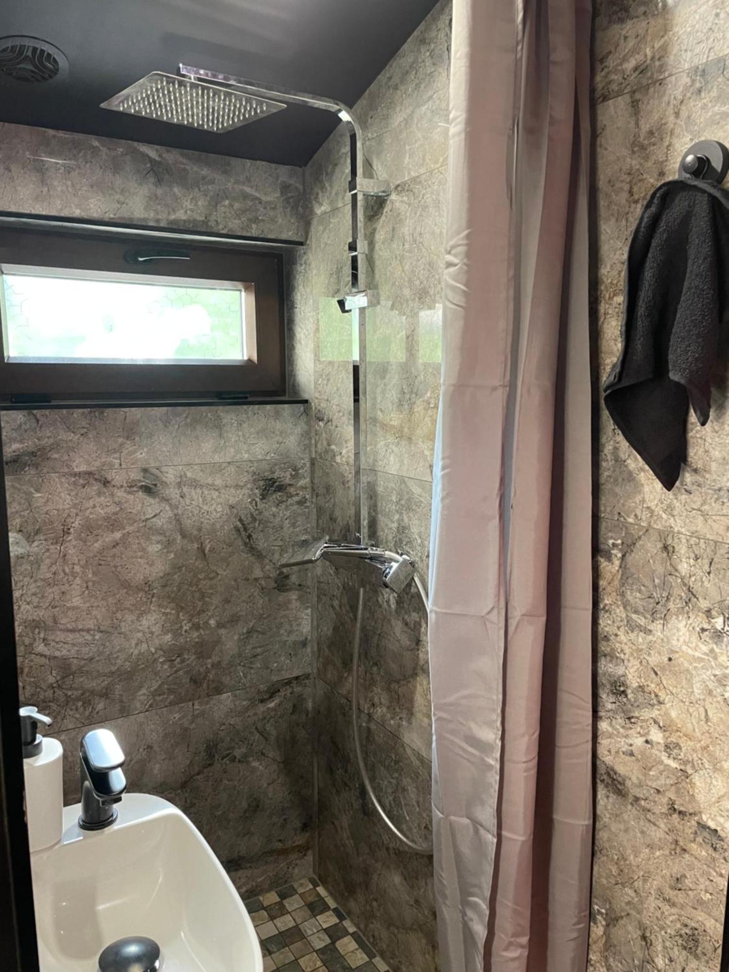 Jacuzzi Love Room Mulhouse Eksteriør billede